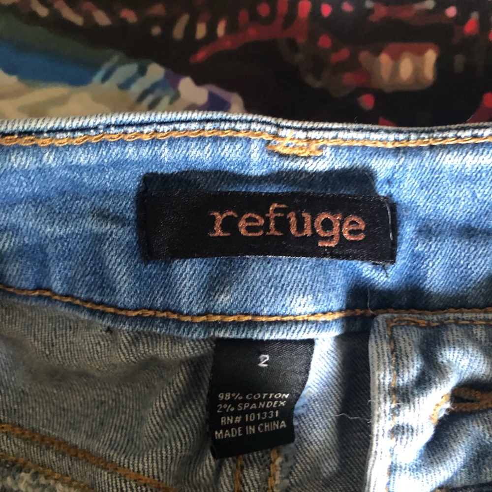 Ripped Jeans-Light Color - Picture 3 of 4